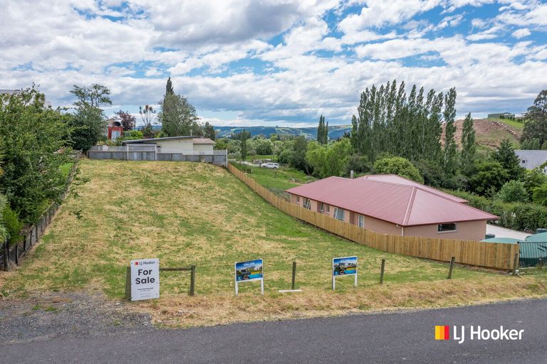 Photo of property in 15 Snowdon Street, Allanton, Mosgiel, 9092