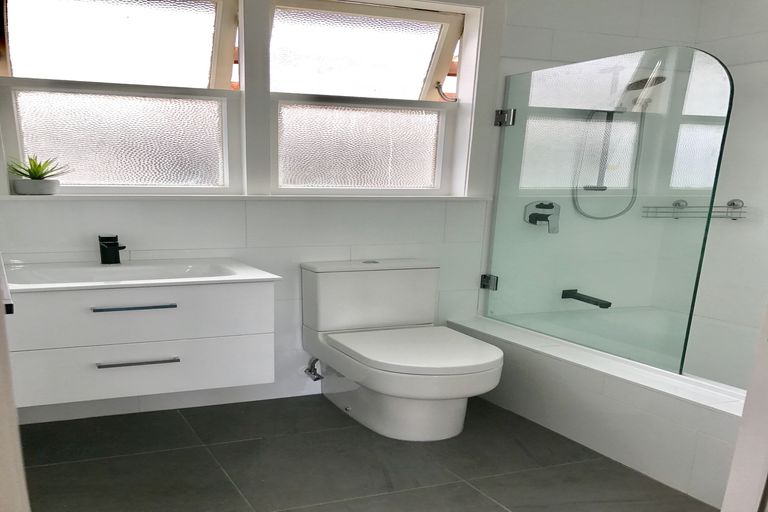 Photo of property in 24 Fairs Road, Milson, Palmerston North, 4414