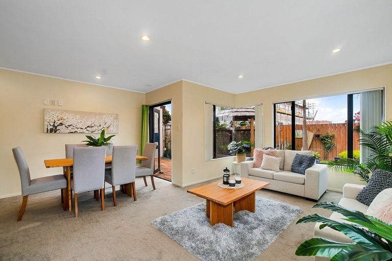 Photo of property in 66 Ksenia Drive, Flat Bush, Auckland, 2019