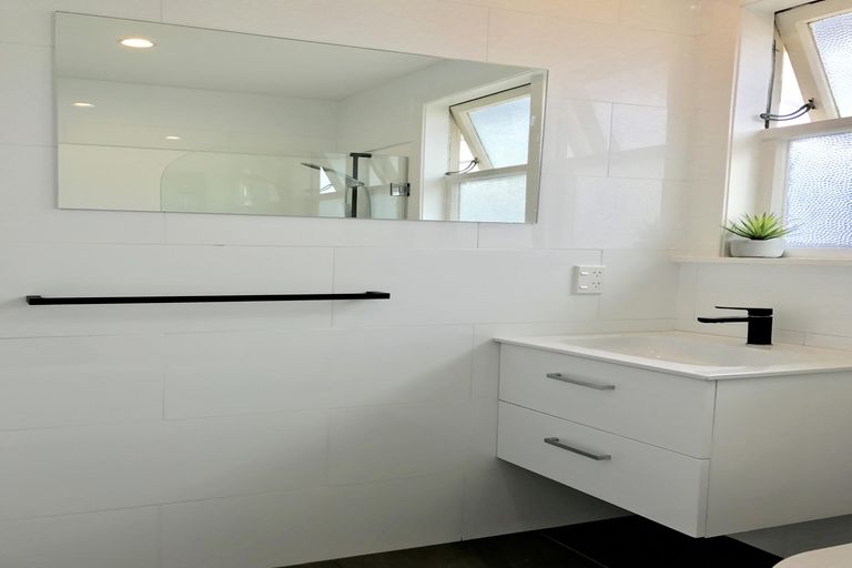 Photo of property in 24 Fairs Road, Milson, Palmerston North, 4414