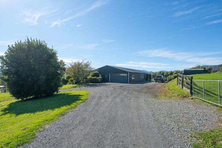 Photo of property in 199 Mangaroa Valley Road, Mangaroa, Upper Hutt, 5371
