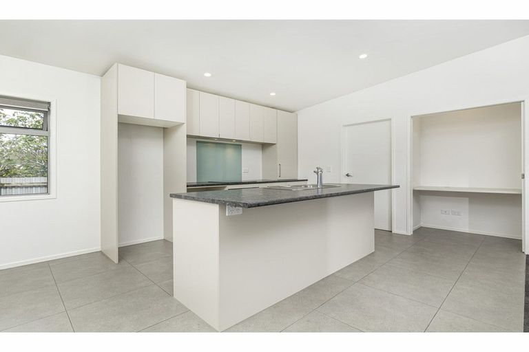 Photo of property in 38a Hatton Road, Orewa, 0931