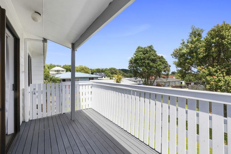 Photo of property in 8 Tahurangi Place, Spotswood, New Plymouth, 4310