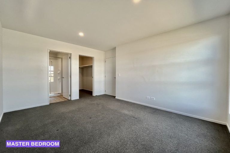 Photo of property in 14 Eileen Way, Rolleston, 7615