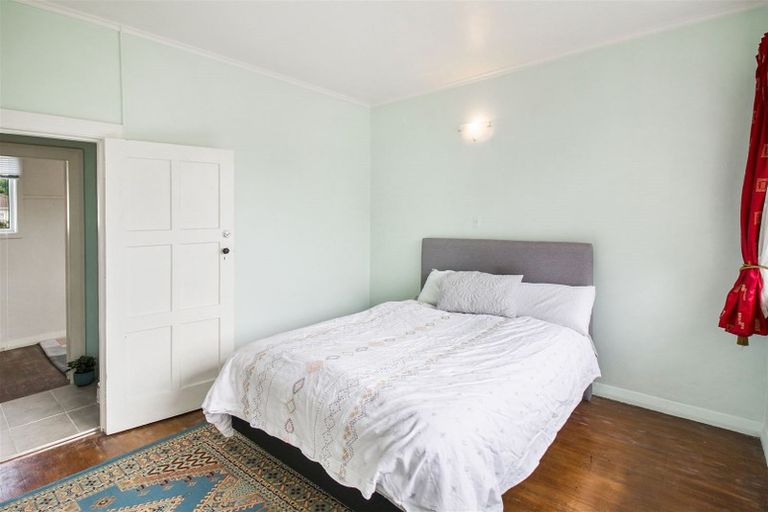 Photo of property in 5 Huia Street, Riccarton, Christchurch, 8041