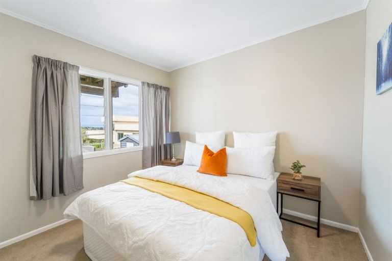 Photo of property in 75 Stanmore Bay Road, Stanmore Bay, Whangaparaoa, 0932