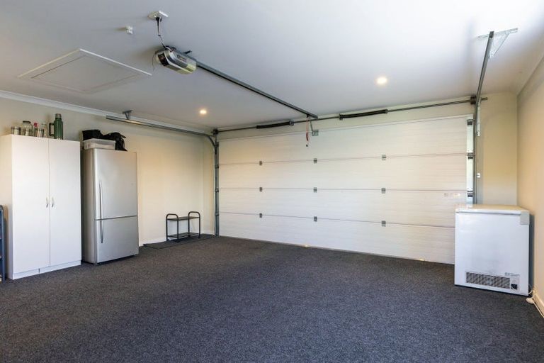 Photo of property in 6a Huia Street, Waikawa, Picton, 7220
