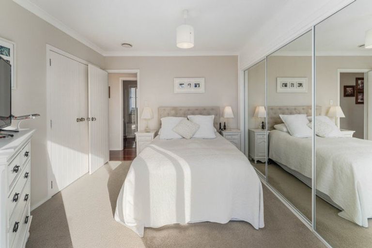 Photo of property in 48 Torkar Road, Clarks Beach, 2122