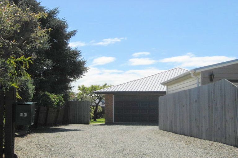 Photo of property in 6b Woodend Road, Woodend, 7610