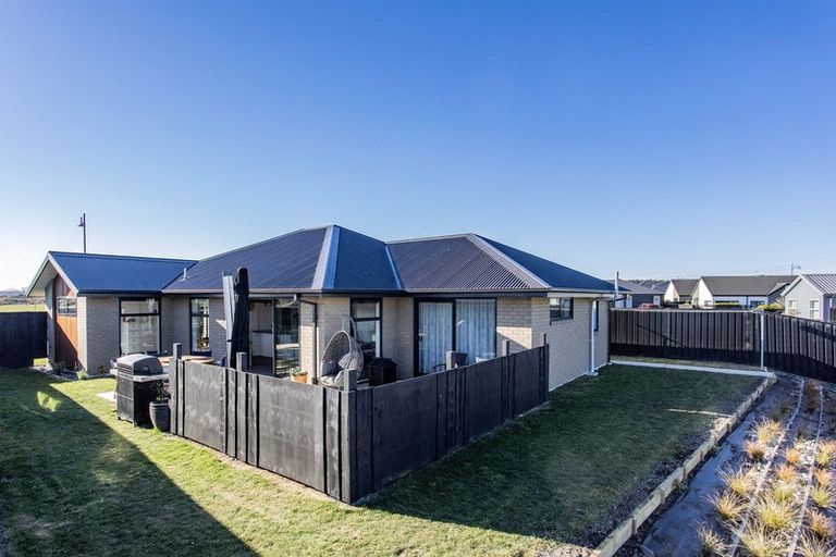 Photo of property in 22 Isa-lei Road, Kaiapoi, 7630
