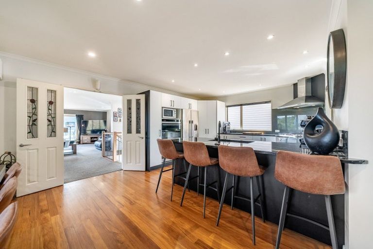 Photo of property in 9a Mccarthy Grove, Clouston Park, Upper Hutt, 5018