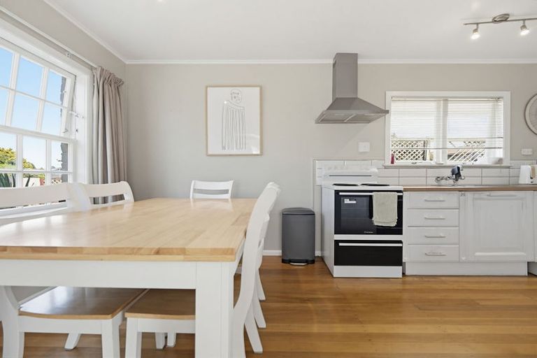 Photo of property in 3 Joanna Place, Deanwell, Hamilton, 3206