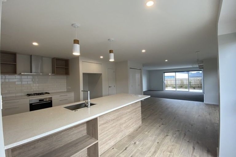 Photo of property in 162a Navigation Drive, Whitby, Porirua, 5024