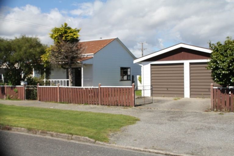 Photo of property in 40 Cobden Street, Westport, 7825