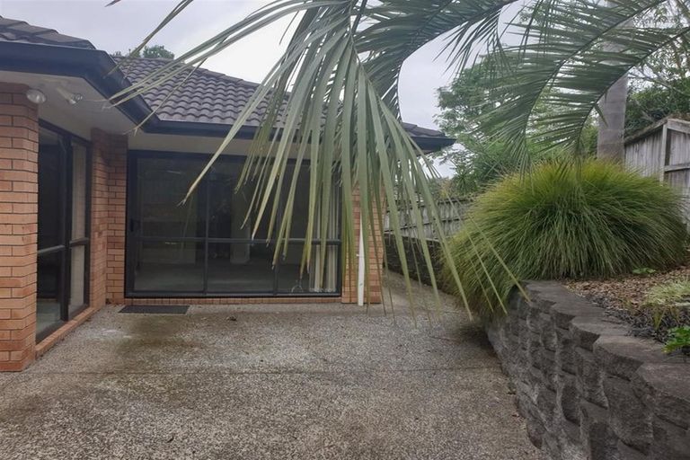 Photo of property in 60 Cabeleigh Drive, Helensville, 0800