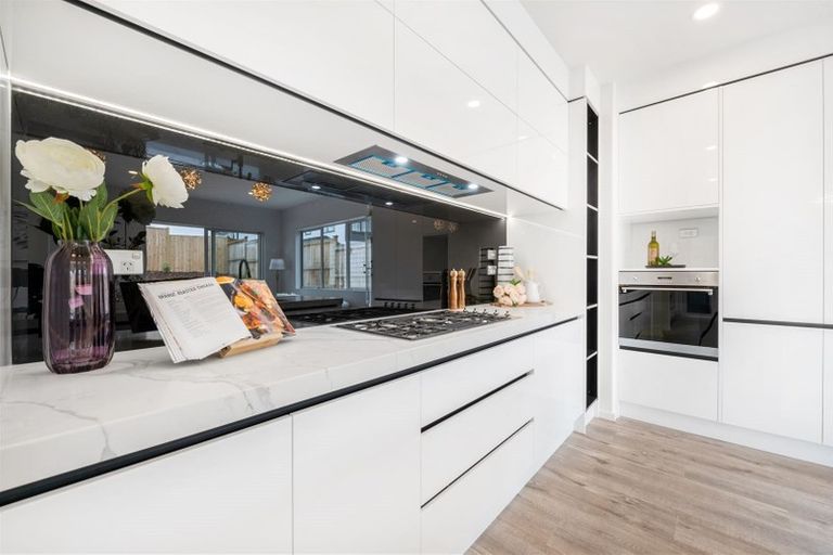 Photo of property in 4 Demeter Street, Flat Bush, Auckland, 2019