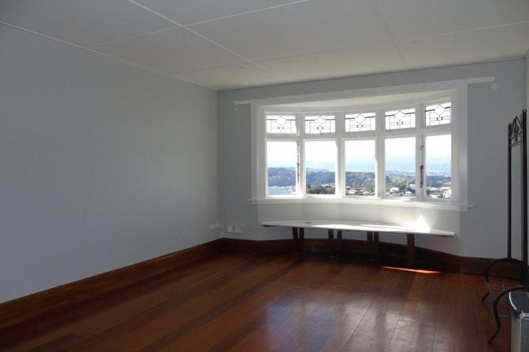 Photo of property in 41 Mitchell Street, Brooklyn, Wellington, 6021