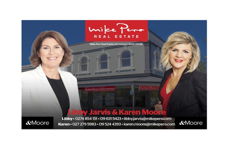 Photo of property in 10 Hei Esplanade, Whitianga, 3510