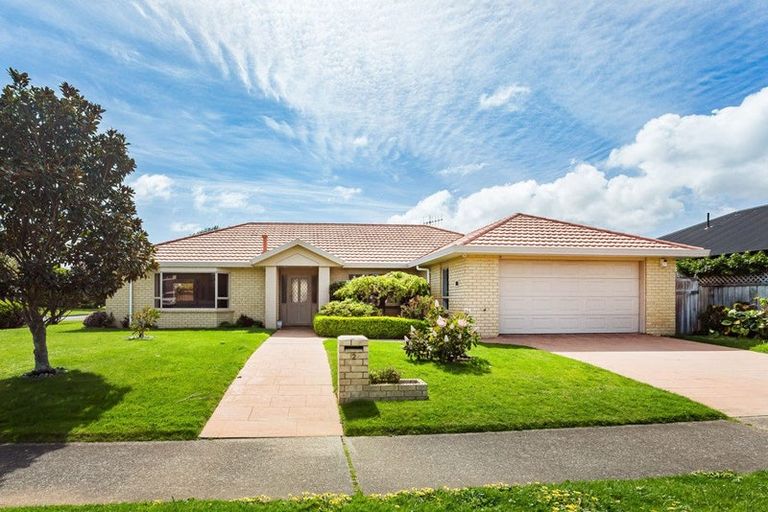 Photo of property in 2 Terry Lane, Paraparaumu Beach, Paraparaumu, 5032