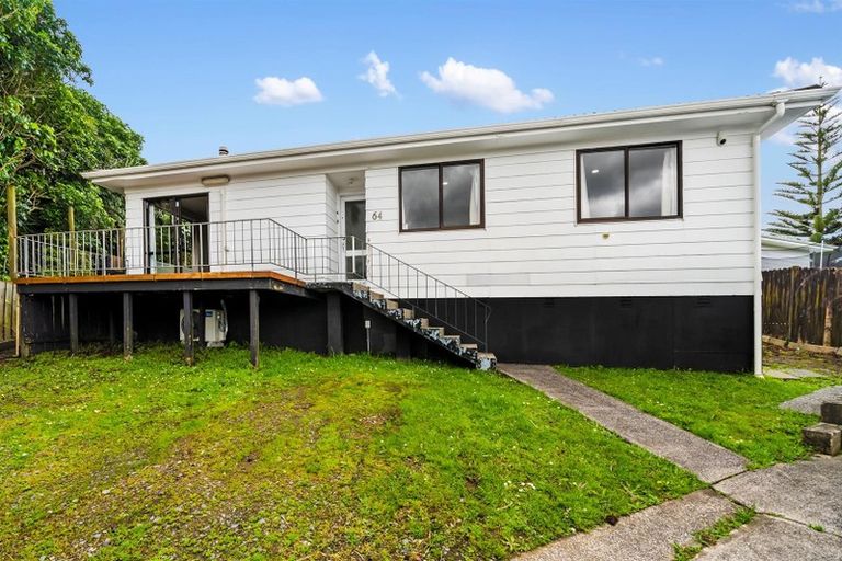 Photo of property in 64 Sunvue Road, Glen Eden, Auckland, 0602