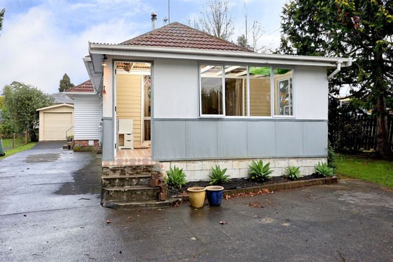 Photo of property in 141 Rathgar Road, Henderson, Auckland, 0610