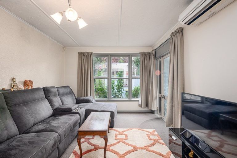 Photo of property in 184 Greers Road, Bryndwr, Christchurch, 8053
