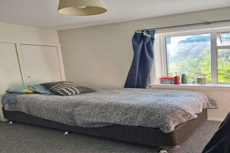 Photo of property in 76 Mornington Road, Brooklyn, Wellington, 6021