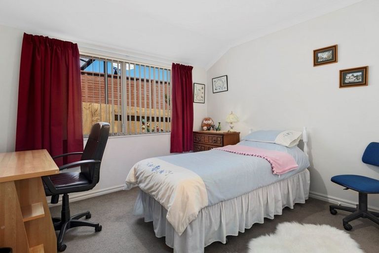 Photo of property in 17 La Sendero Way, Bethlehem, Tauranga, 3110