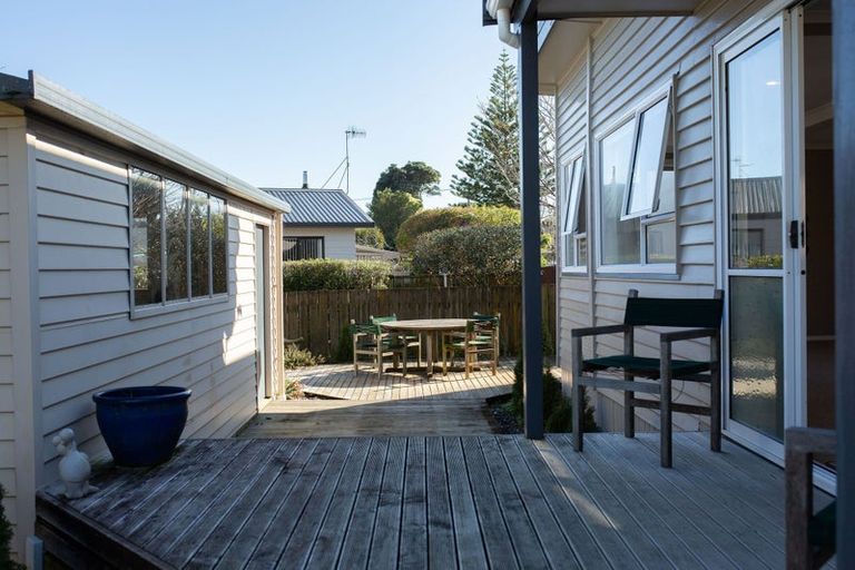 Photo of property in 5a Waimarie Avenue, Paraparaumu, 5032