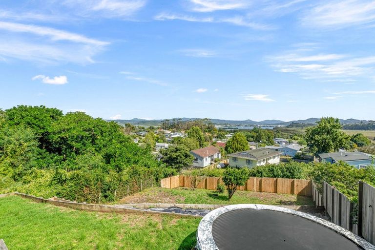 Photo of property in 52 Handforth Street, Onerahi, Whangarei, 0110