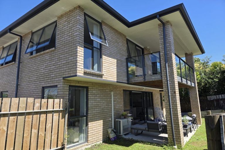 Photo of property in 38 Cockayne Crescent, Sunnynook, Auckland, 0620