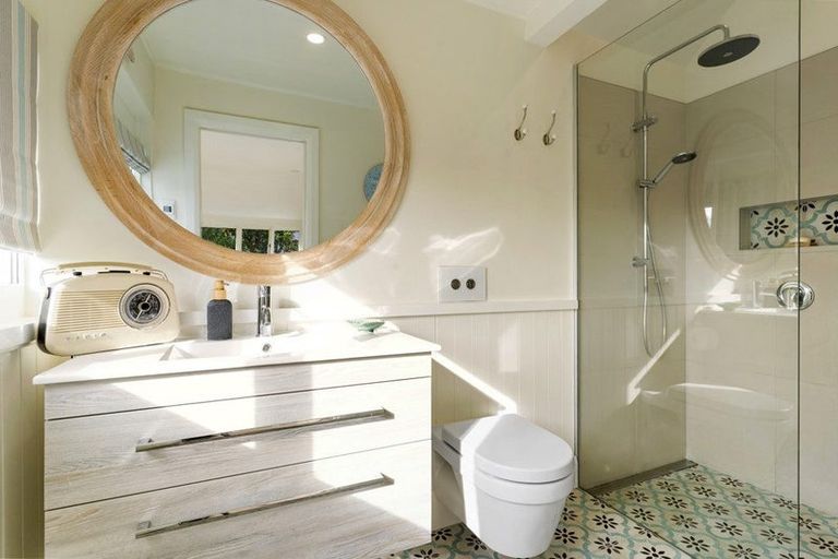 Photo of property in 27 Mcdougall Avenue, St Albans, Christchurch, 8014