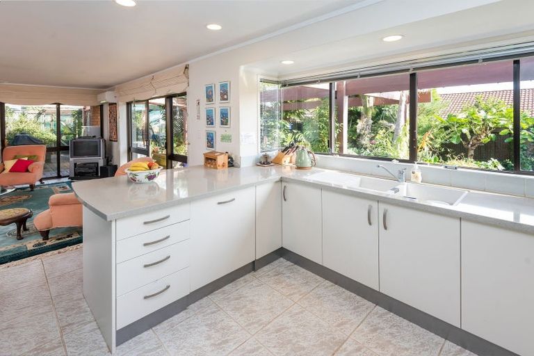 Photo of property in 34 Orangewood Drive, Northpark, Auckland, 2013