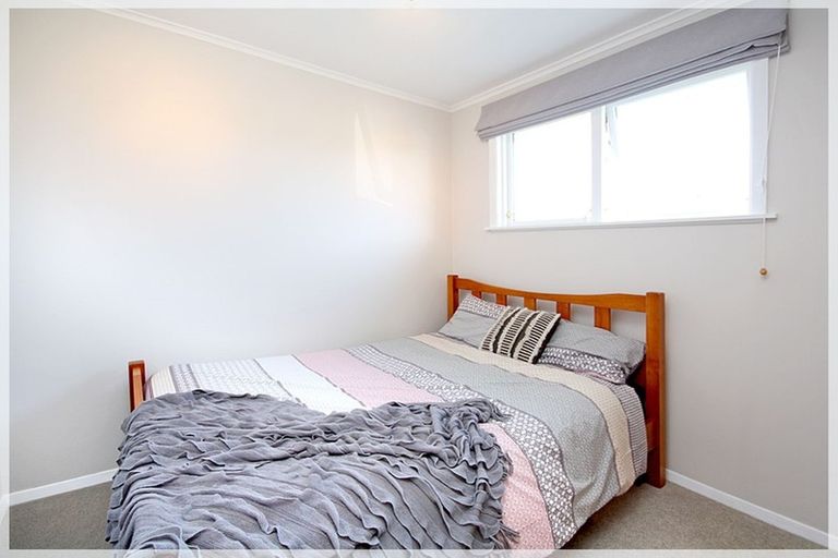 Photo of property in 132 Takapu Road, Manakau, Levin, 5573