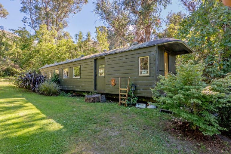 Photo of property in 1 Main Road, Governors Bay, Lyttelton, 8971