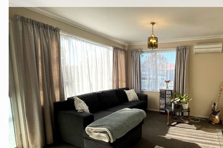 Photo of property in 1/468 Wairakei Road, Burnside, Christchurch, 8053