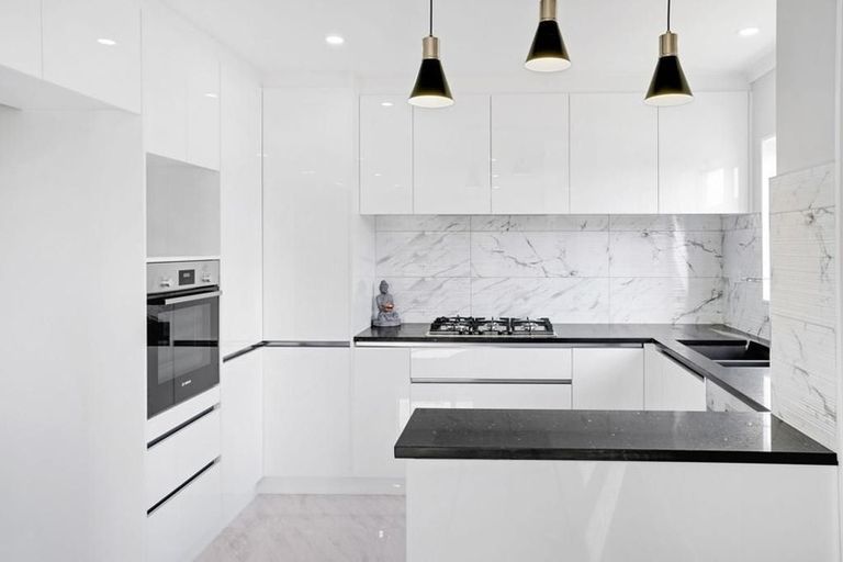 Photo of property in 20 Survila Street, Takanini, 2110