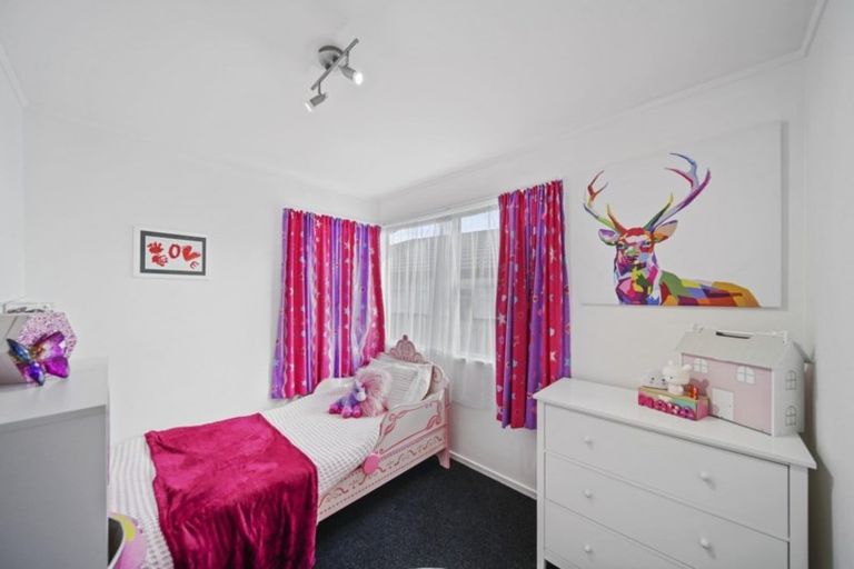 Photo of property in 54a Walworth Avenue, Pakuranga Heights, Auckland, 2010