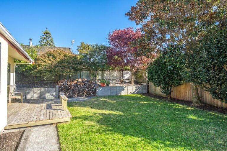 Photo of property in 65 Aorangi Road, Paraparaumu, 5032