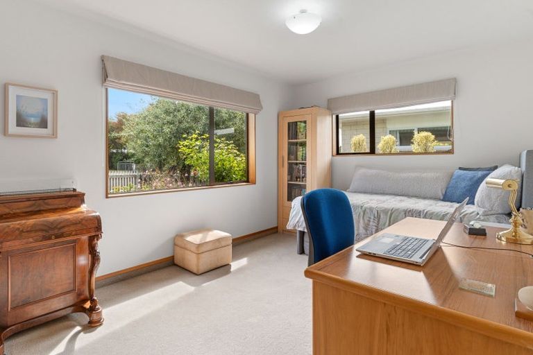 Photo of property in 35 Reading Street, Greytown, 5712