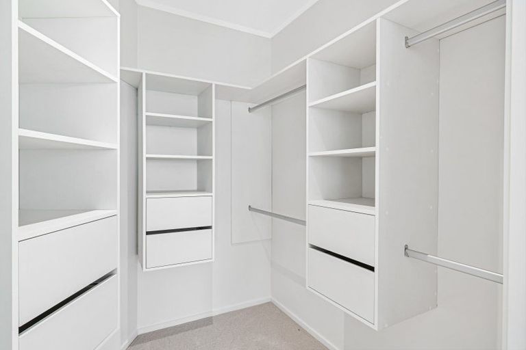 Photo of property in 2/14 Clifton Road, Waiake, Auckland, 0630