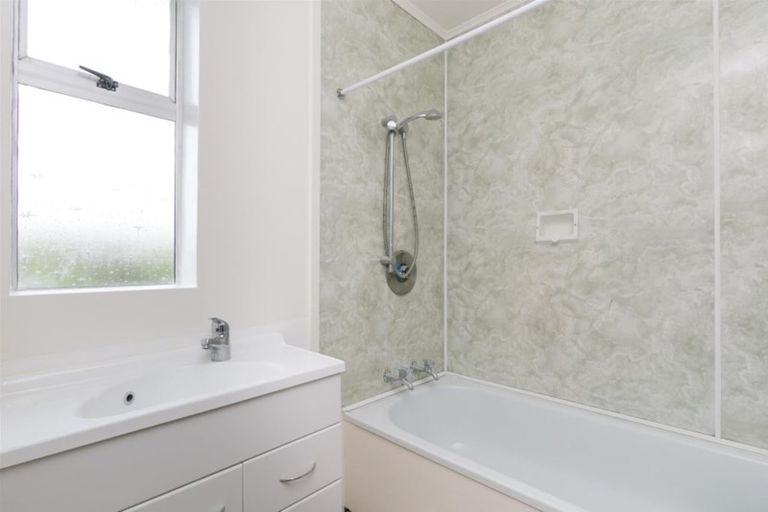 Photo of property in 11u7 Trafalgar Street, Johnsonville, Wellington, 6037