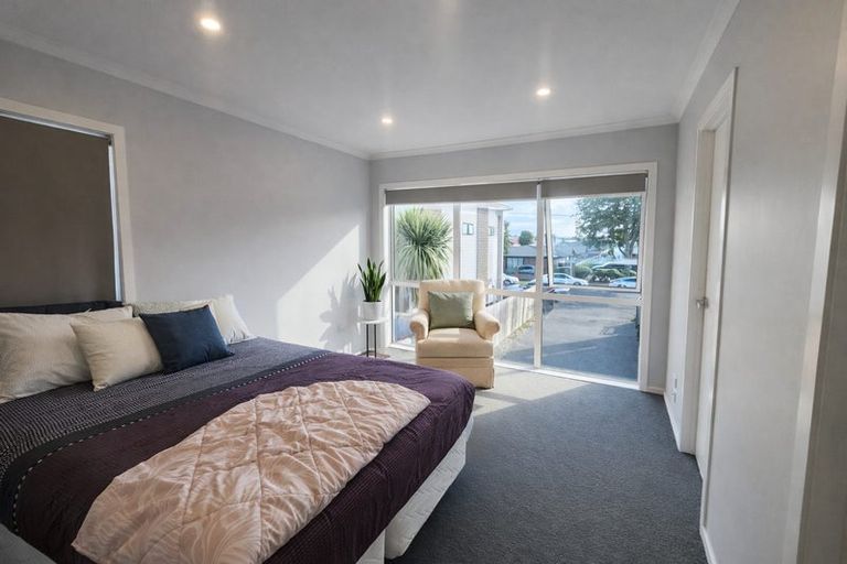 Photo of property in 32 Newcastle Road, Dinsdale, Hamilton, 3204