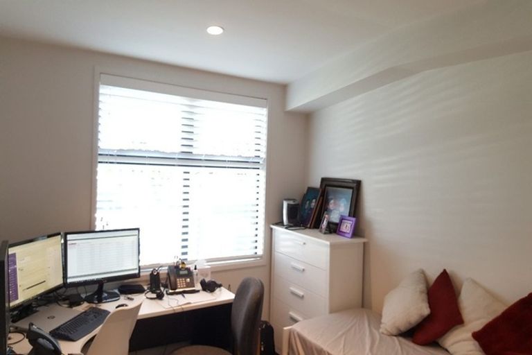 Photo of property in 2/388 Hibiscus Coast Highway, Orewa, 0931