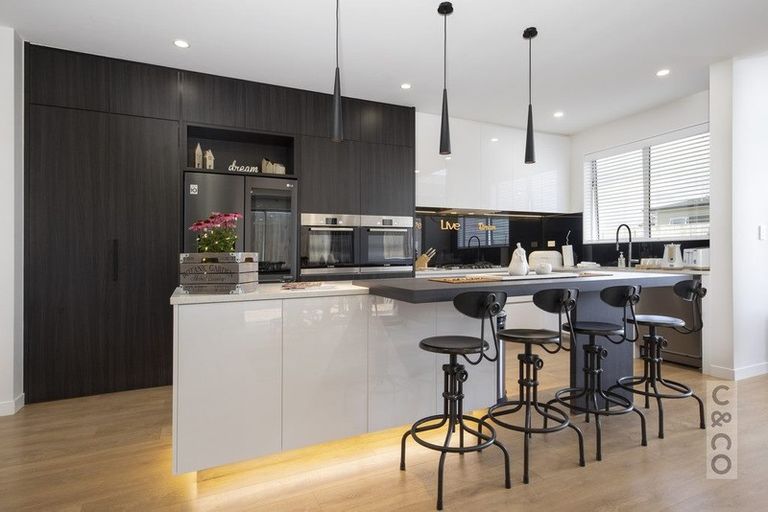 Photo of property in 6 Dinning Road, Riverhead, 0820