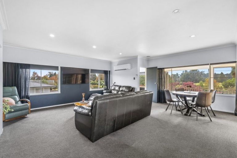 Photo of property in 137 Tauhara Road, Tauhara, Taupo, 3330