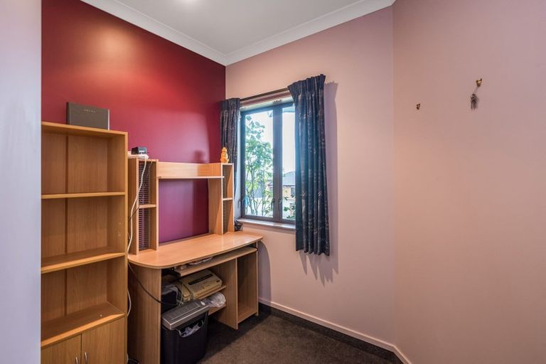 Photo of property in 5 Roseash Lane, Levin, 5510