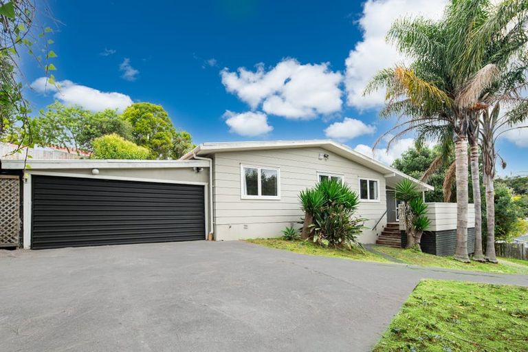 Photo of property in 36 Beaudine Avenue, Glenfield, Auckland, 0629