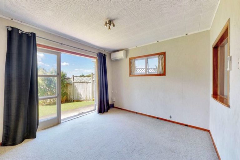 Photo of property in 22b Milton Road, Orewa, 0931