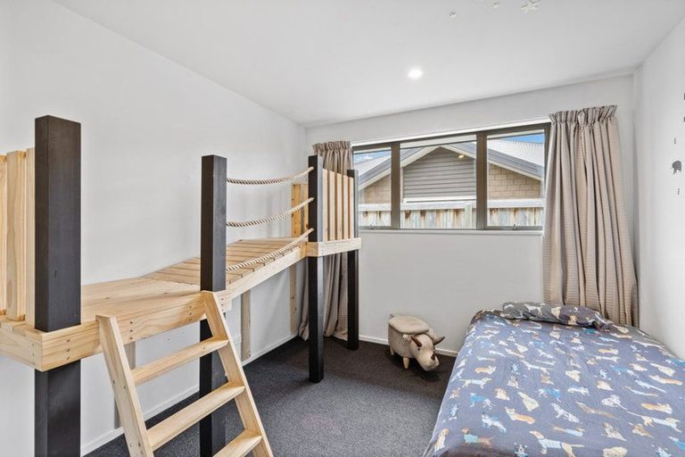 Photo of property in 6 Aroha Street, Pegasus, 7612